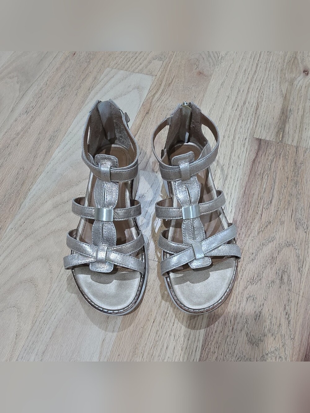 Comfortiva Women's Pillowtop SUMMER Sandal's Size 8